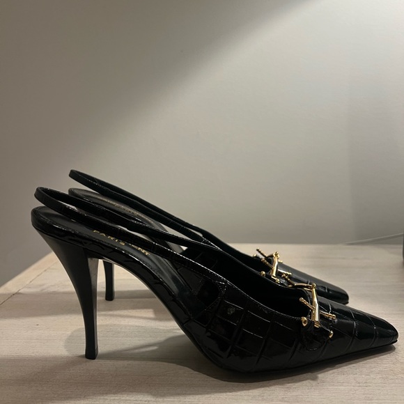 SAINT LAURENT BLADE SLINGBACK PUMPS IN CROCODILE-EMBOSSED PATENT LEATHER - Picture 9 of 14